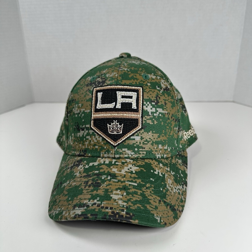 Los Angeles Kings Hat Cap Fitted Mens Large Green Camo NHL Hockey Reebok
